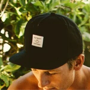 NWOT-SUN BUM SONNY BLACK LABEL HAT, ONE SIZE